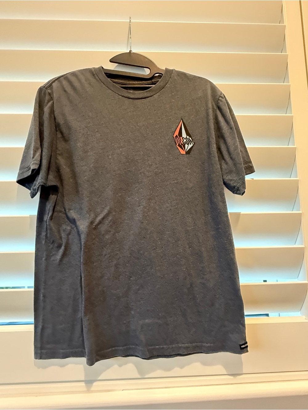 Youth XL Volcom Charcoal Short-Sleeve Tee with Small Diamond Logo